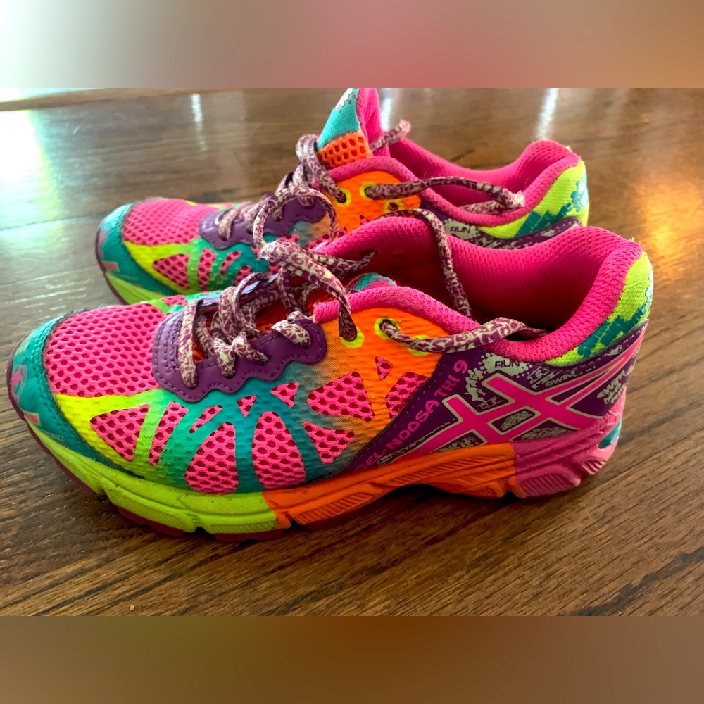 Girls ASICS Gel Noosa